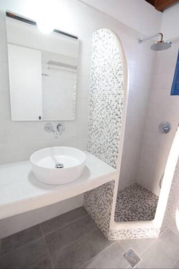 Thalassitis Coastal Apartments Perivolos  Exterior photo