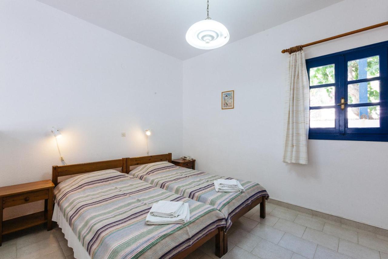 Thalassitis Coastal Apartments Perivolos  Exterior photo