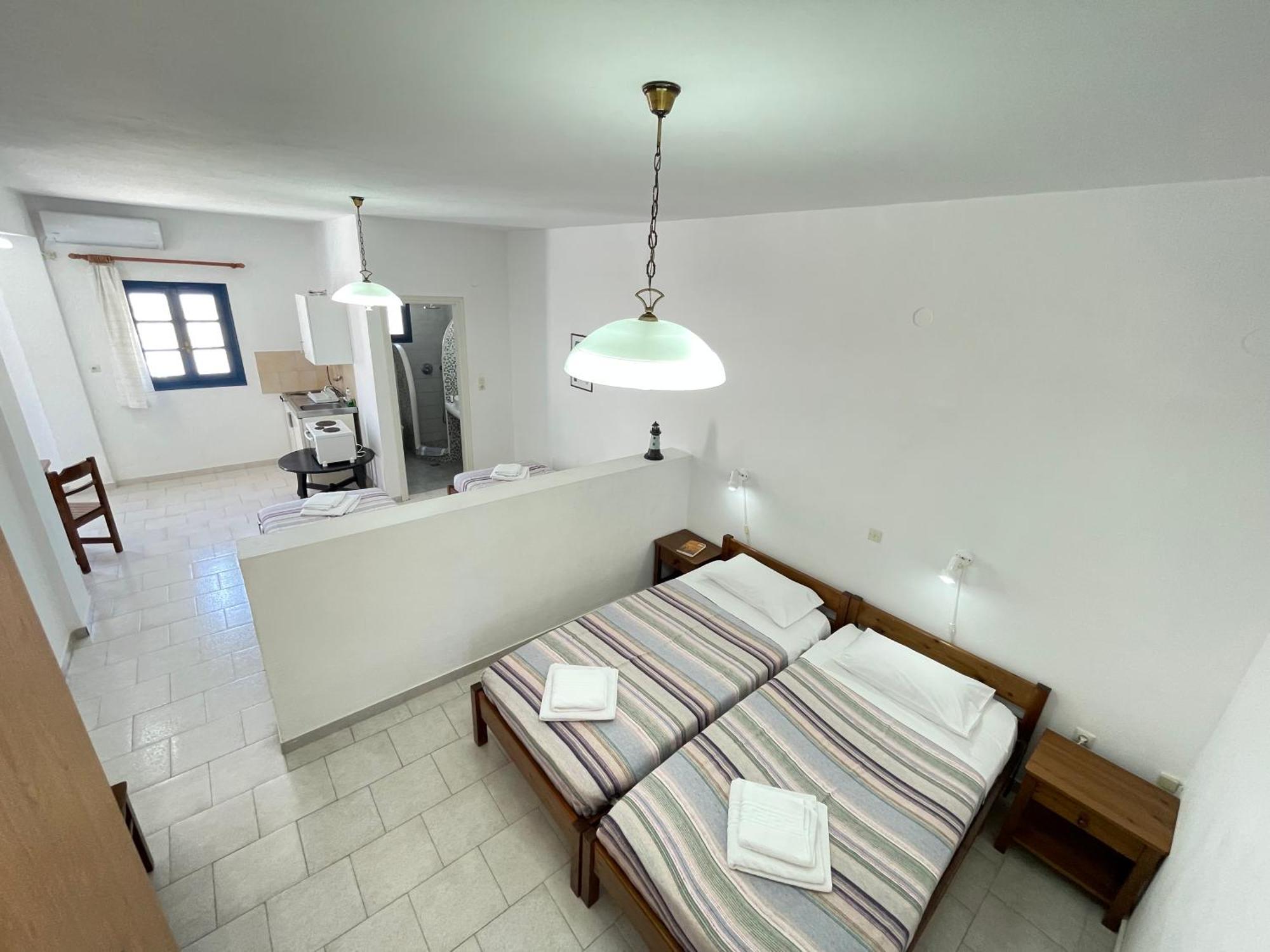 Thalassitis Coastal Apartments Perivolos  Exterior photo